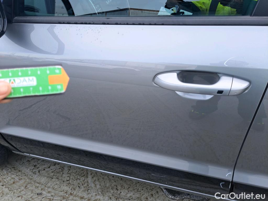  KIA  Niro KIA e- / 2022 / 5P / crossover e- 150kW Emotion (Long Range) #14