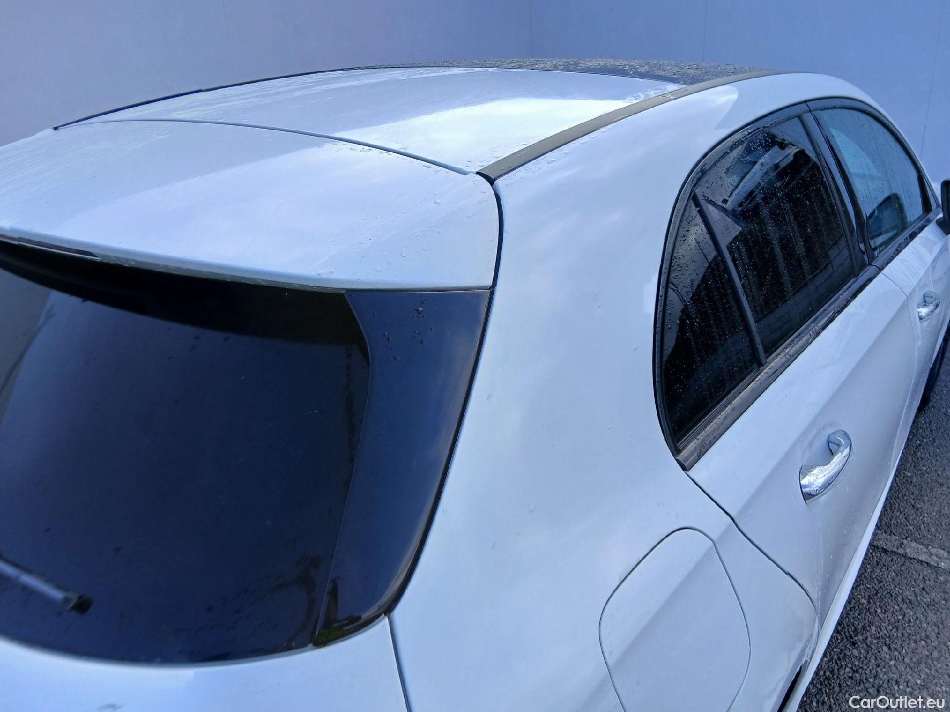  Mercedes  A-Klasse MERCEDES-BENZ Clase A / 2018 / 5P / berlina con portón A 250 e #21