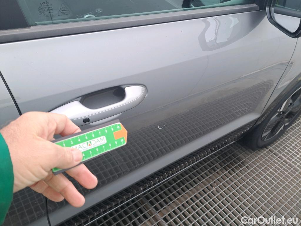  KIA  Niro KIA e- / 2022 / 5P / crossover e- 150kW Emotion (Long Range) #30