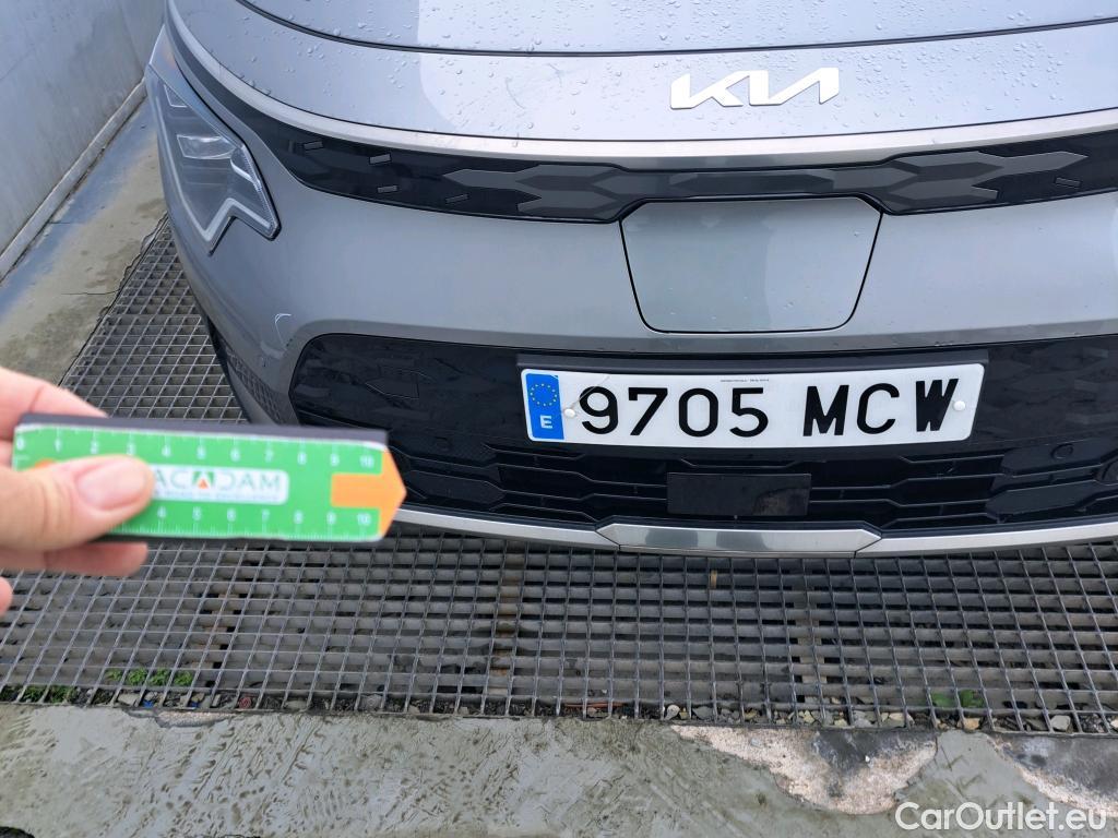  KIA  Niro KIA e- / 2022 / 5P / crossover e- 150kW Emotion (Long Range) #22