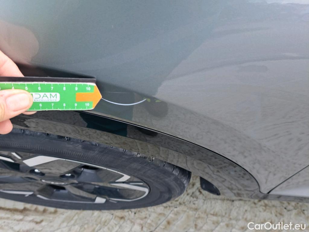  KIA  Niro KIA e- / 2022 / 5P / crossover e- 150kW Emotion (Long Range) #29