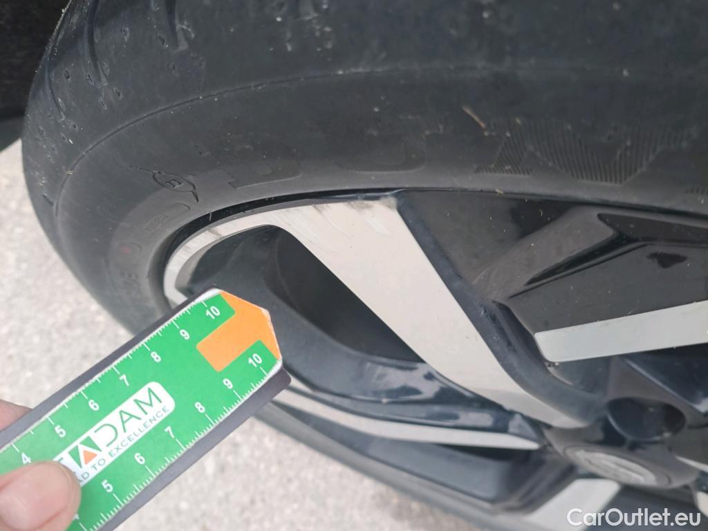  Nissan  Qashqai NISSAN  / 2017 / 5P / todoterreno dCi 96 kW (130 CV) XTRONIC TEKNA+ ProPI. #13