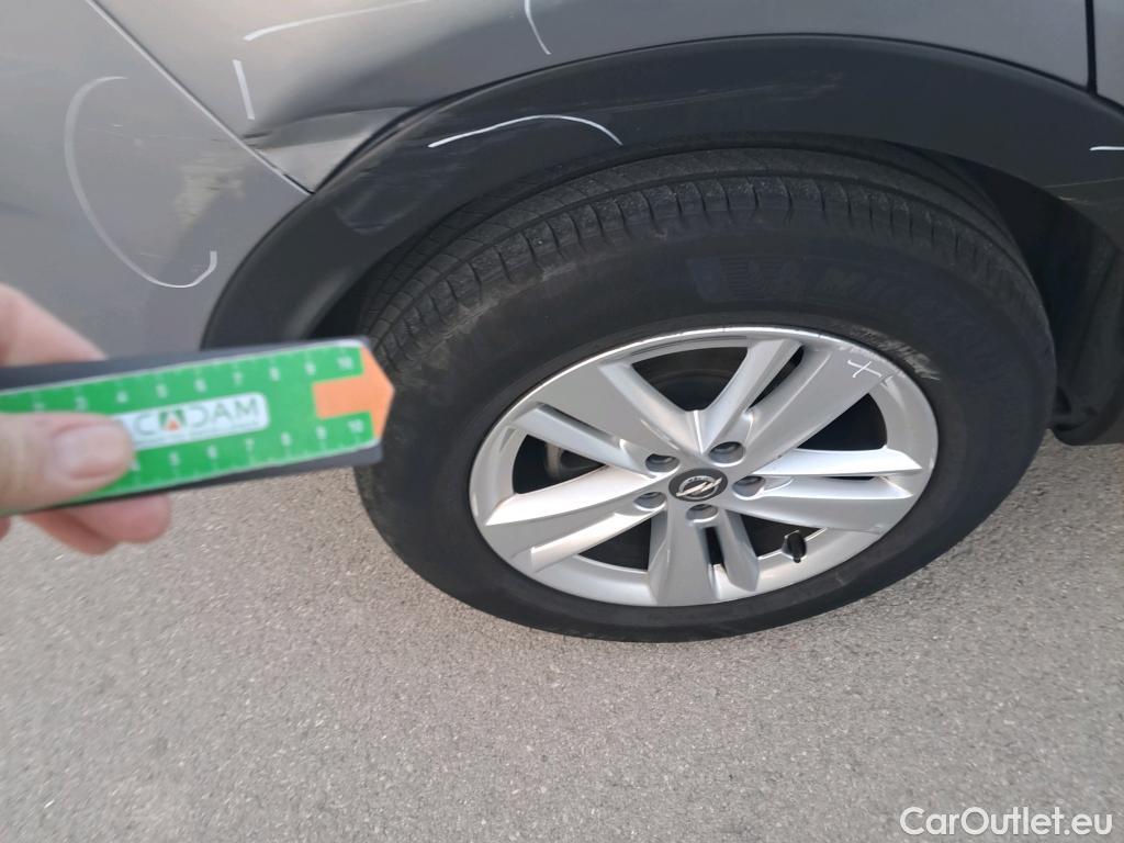  Opel   Grandland X OPEL / 2017 / 5P / todoterreno 1.5 CDTi Selective #13