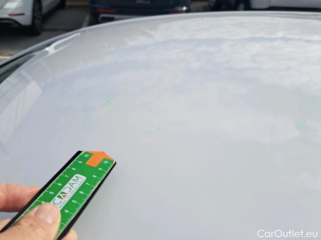  Peugeot  208 PEUGEOT  / 2019 / 5P / berlina con portón BlueHDi 73kW (100CV) Active Pack (AC) #5