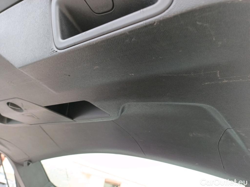  Peugeot  3008 PEUGEOT  / 2020 / 5P / todoterreno 1.5 BlueHDi 96kW (130CV) S&S Active Pack #17