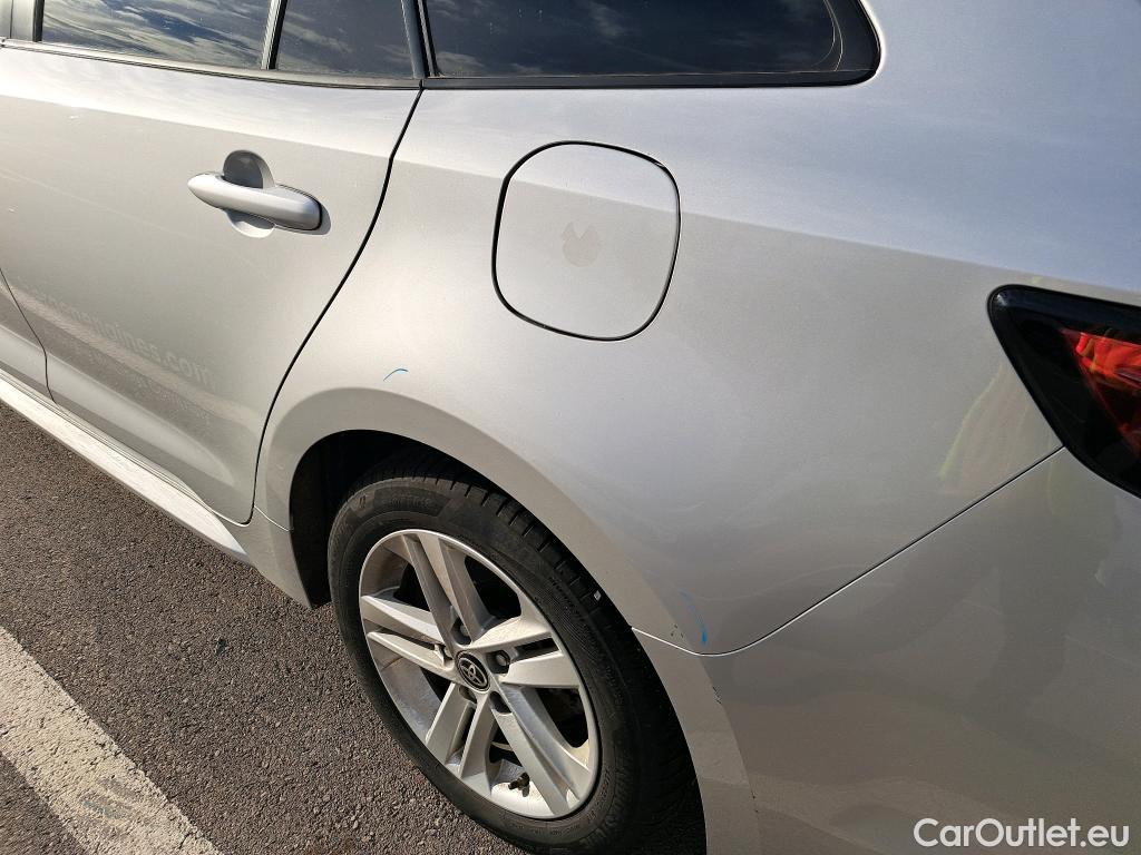  Toyota  Corolla TOYOTA  / 2019 / 5P / familiar 1.8 125H ACTIVE TECH E-CVT TOU SPORT #33