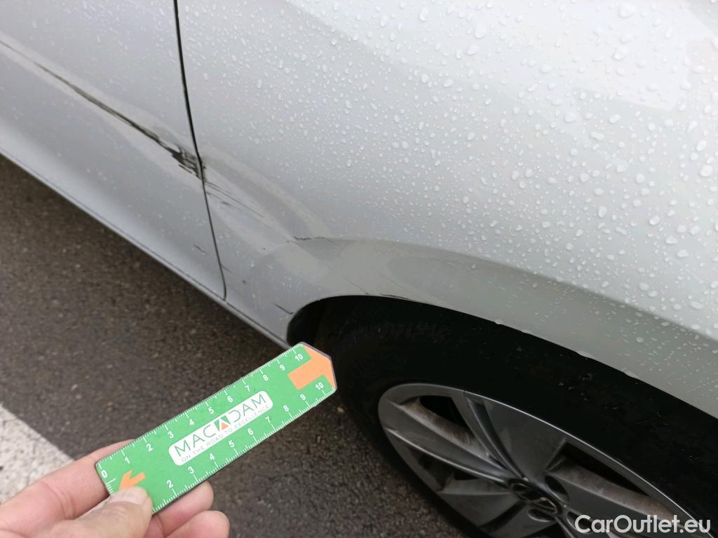  Volkswagen  Golf  VOLKSWAGEN / 2020 / 5P / familiar 2.0 TDI 85kW (115CV) DSG Variant #10