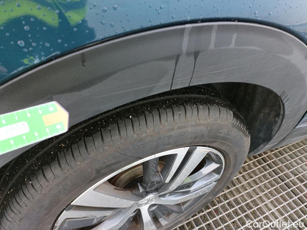  Peugeot  3008 PEUGEOT  / 2020 / 5P / todoterreno 1.5 BlueHDi 96kW S&S Allure Pack EAT8 #34