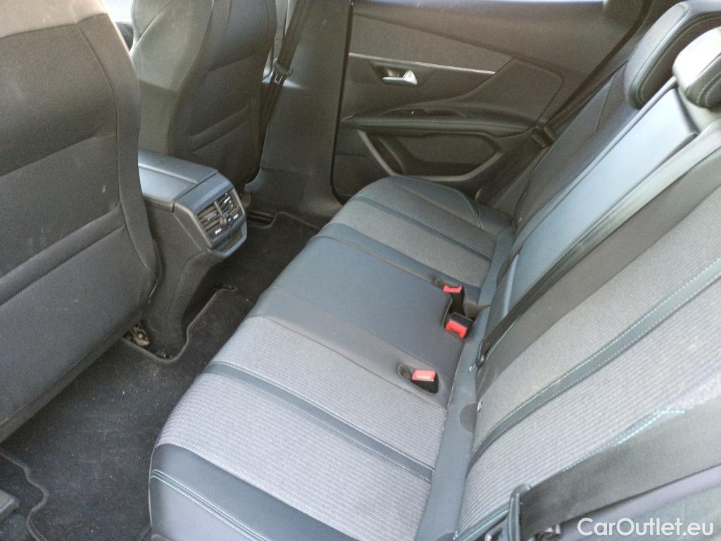  Peugeot  3008 PEUGEOT  / 2020 / 5P / todoterreno 1.5 BlueHDi 96kW S&S Allure Pack EAT8 #13