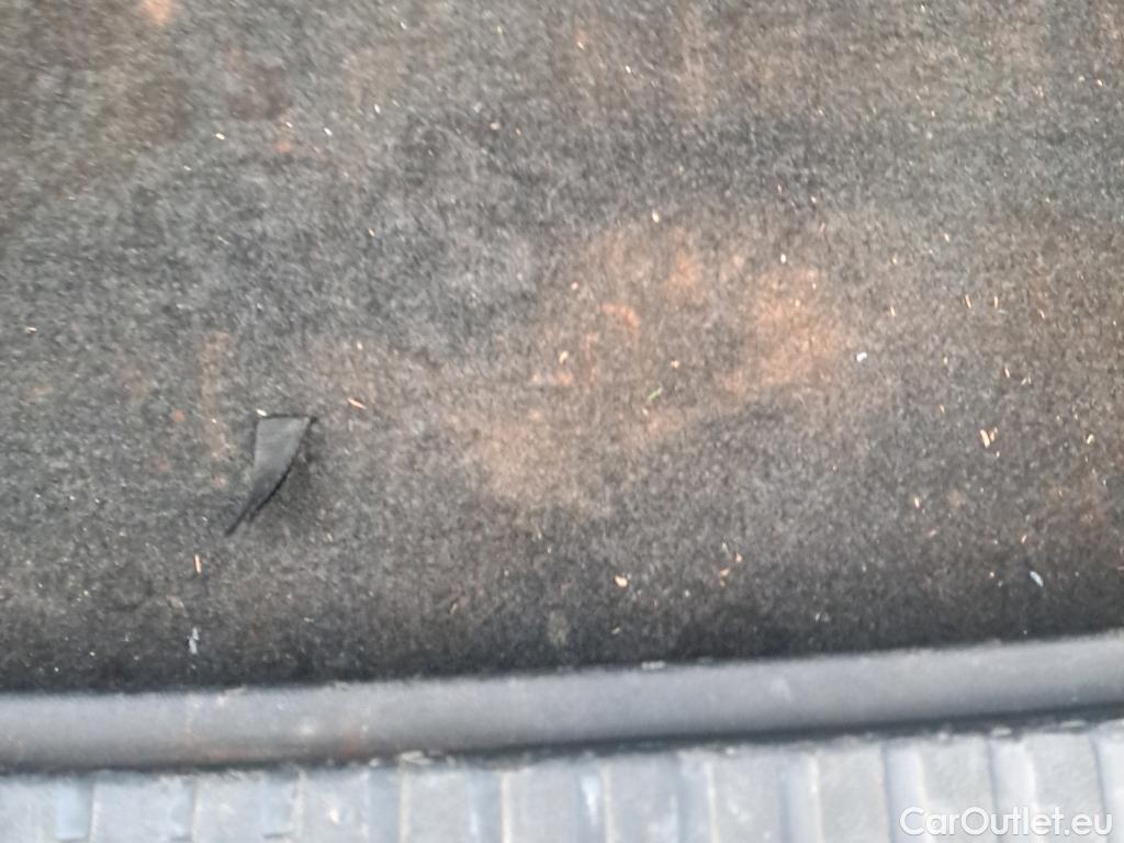  Skoda  Octavia SKODA  / 2020 / 5P / familiar Combi 2.0 TDI 110kW (150CV) DSG Style #35