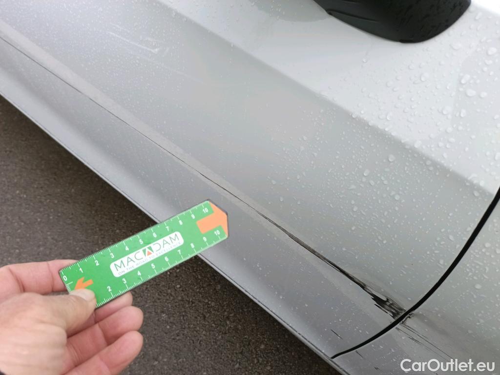  Volkswagen  Golf  VOLKSWAGEN / 2020 / 5P / familiar 2.0 TDI 85kW (115CV) DSG Variant #4