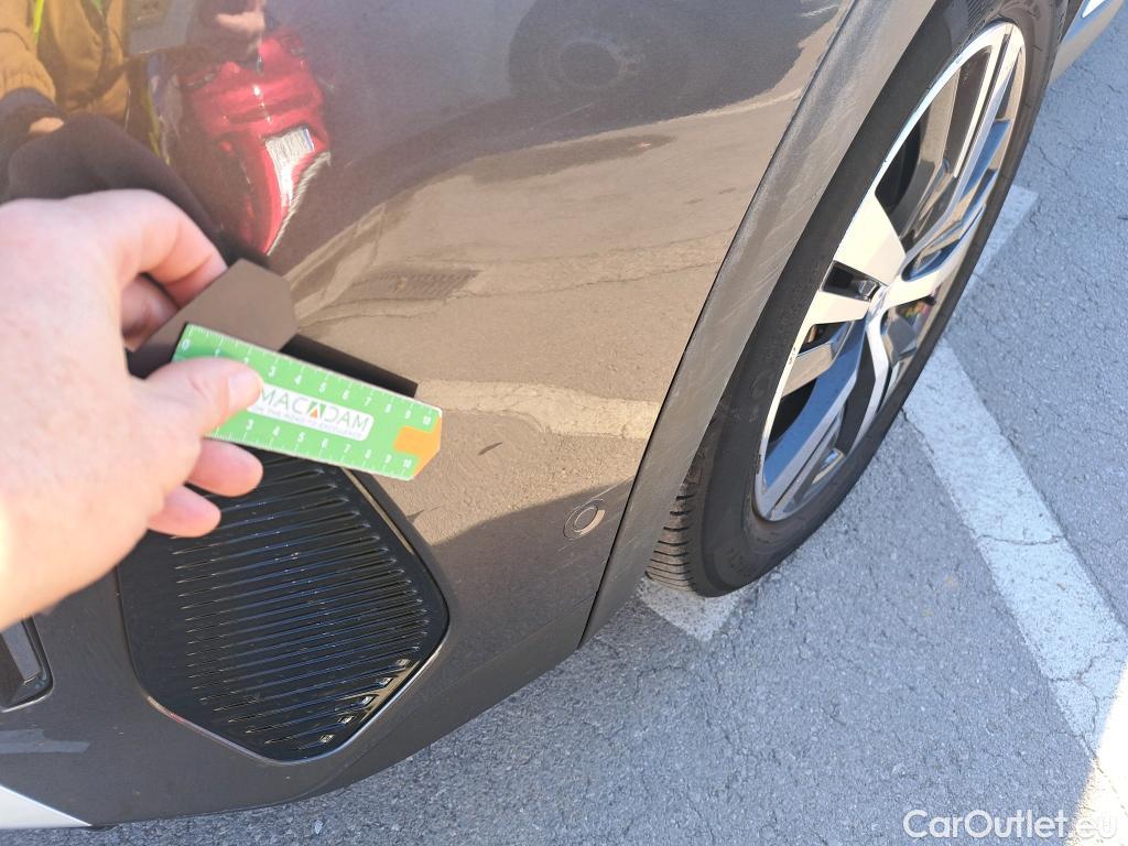  Peugeot  3008 PEUGEOT  Hybrid / 2020 / 5P / todoterreno 225 e-EAT8 Allure (AC2) #15