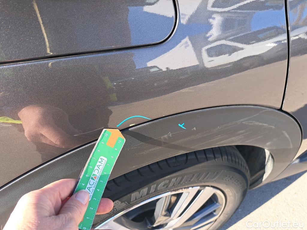  Peugeot  3008 PEUGEOT  Hybrid / 2020 / 5P / todoterreno 225 e-EAT8 Allure (AC2) #49