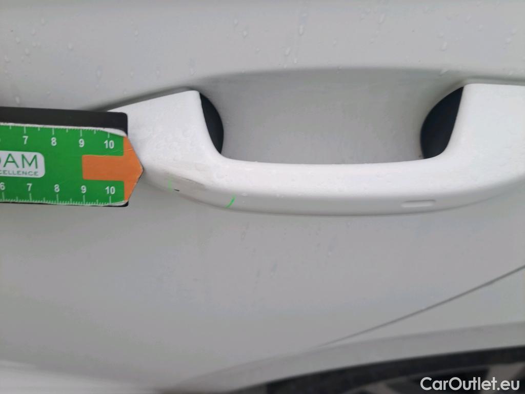  Skoda  Octavia SKODA  / 2020 / 5P / familiar Combi 2.0 TDI 110kW (150CV) DSG Style #40