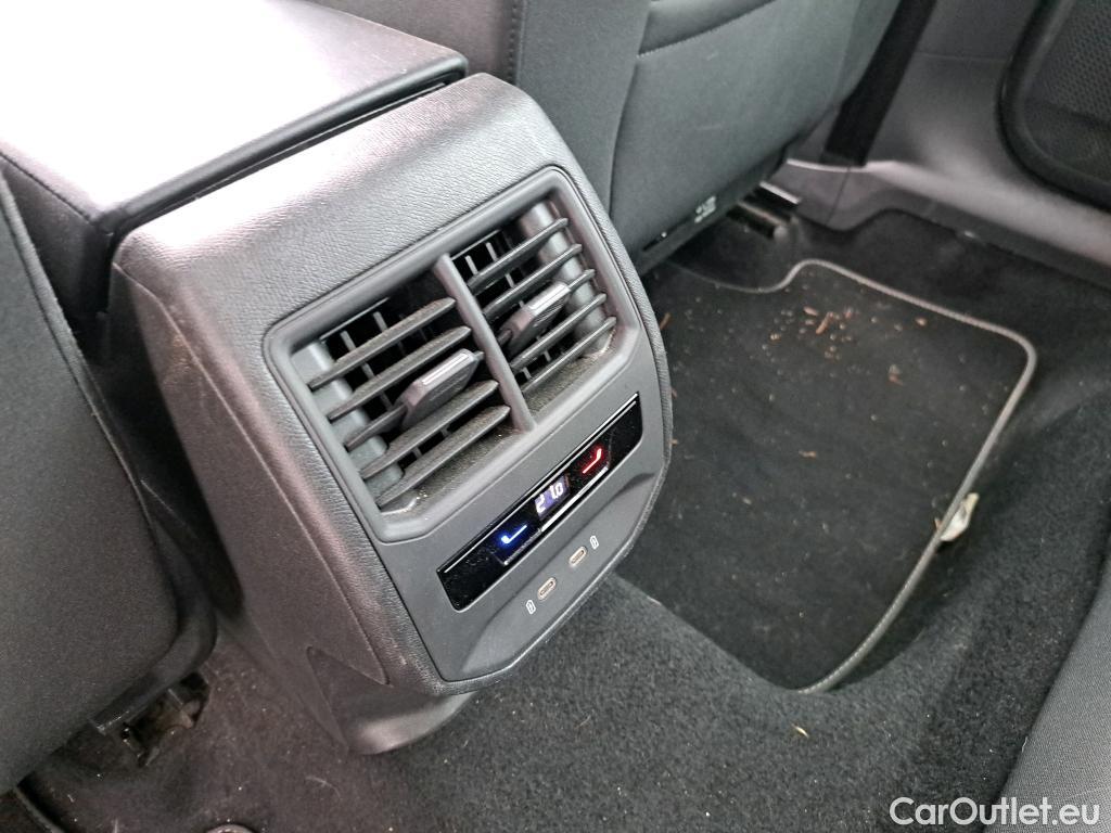  Seat  Leon SEAT Nuevo León / 2020 / 5P / familiar SP 2.0 TDI 85kW Style Go(SP) #23