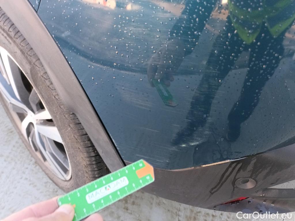  Peugeot  3008 PEUGEOT  / 2020 / 5P / todoterreno 1.5 BlueHDi 96kW S&S Allure Pack EAT8 #26