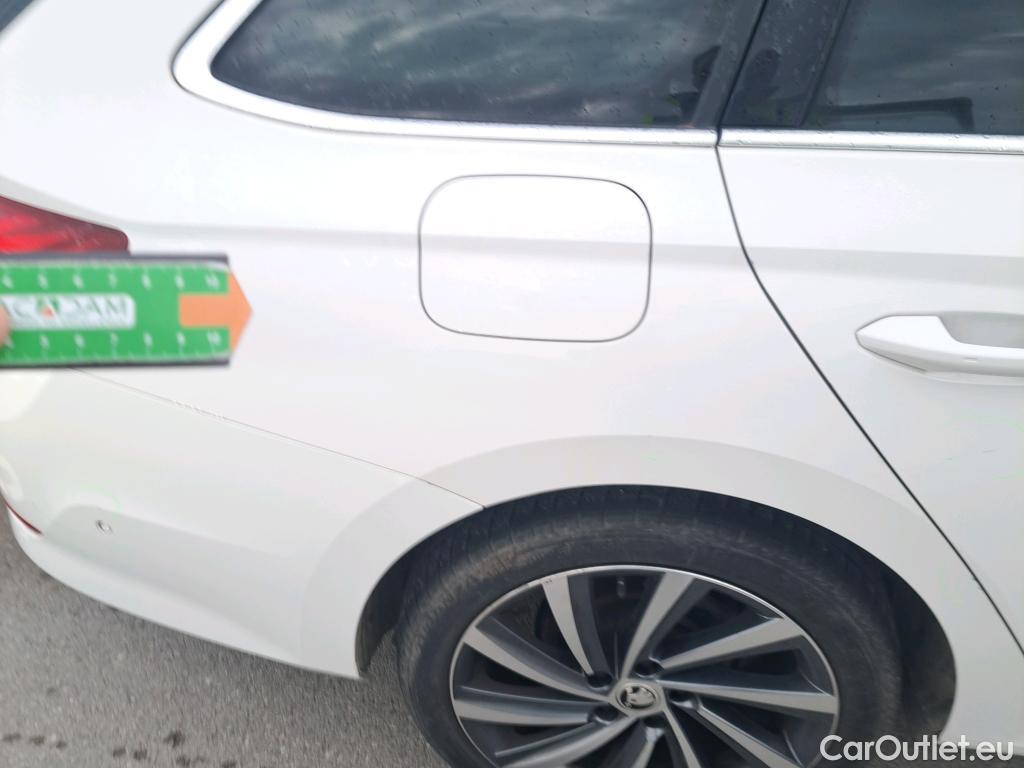  Skoda  Octavia SKODA  / 2020 / 5P / familiar Combi 2.0 TDI 110kW (150CV) DSG Style #45