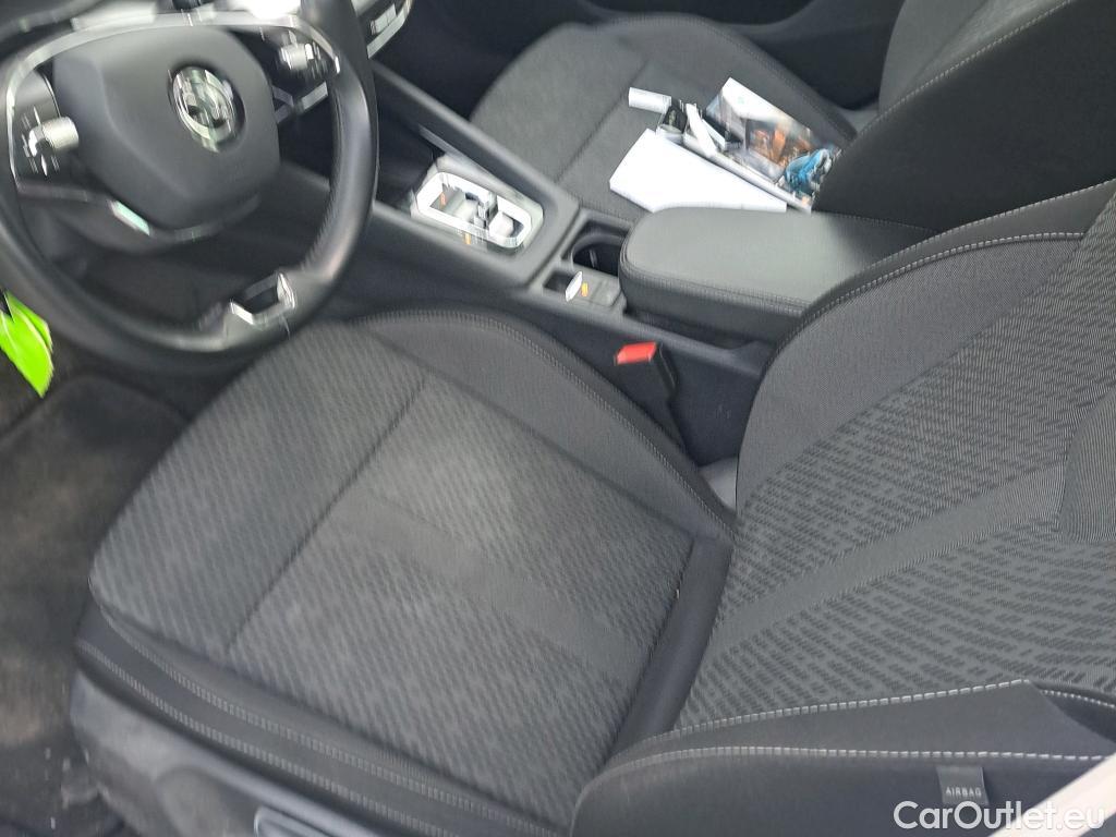  Skoda  Octavia SKODA  / 2020 / 5P / familiar Combi 2.0 TDI 110kW (150CV) DSG Style #17