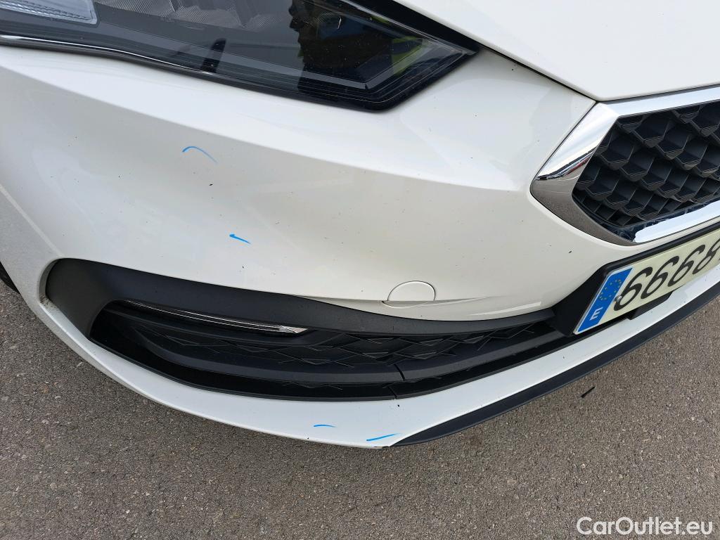  Seat  Leon SEAT Nuevo León / 2020 / 5P / familiar SP 2.0 TDI 85kW Style Go(SP) #18