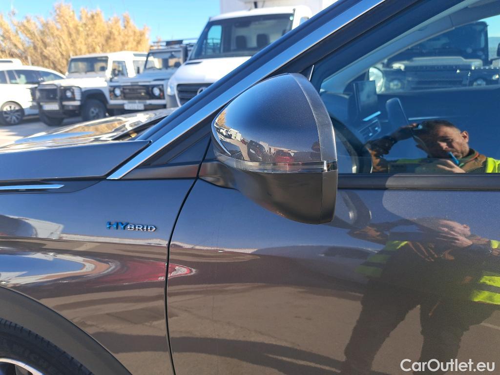  Peugeot  3008 PEUGEOT  Hybrid / 2020 / 5P / todoterreno 225 e-EAT8 Allure (AC2) #44
