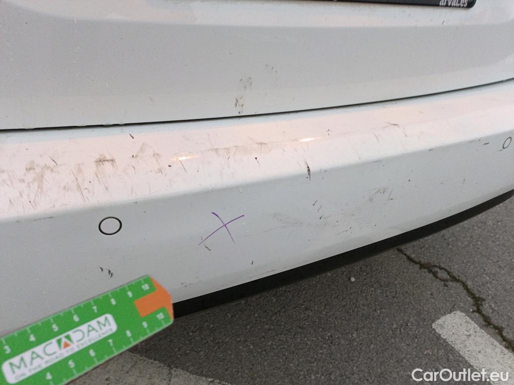  Peugeot  308 PEUGEOT  / 2017 / 5P / familiar SW Active Pack BlueHDi 130 S&S #20