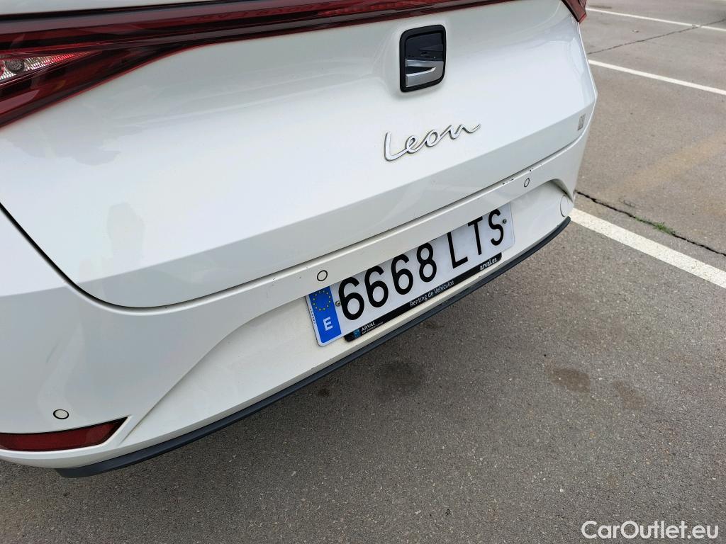  Seat  Leon SEAT Nuevo León / 2020 / 5P / familiar SP 2.0 TDI 85kW Style Go(SP) #16