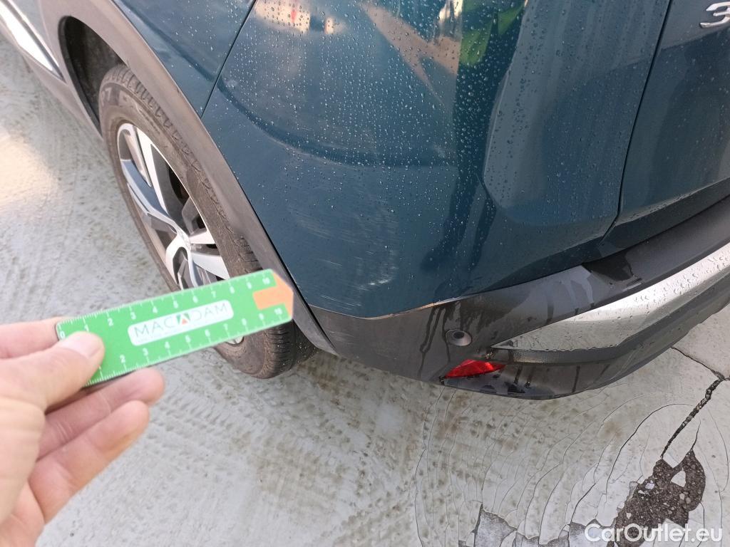  Peugeot  3008 PEUGEOT  / 2020 / 5P / todoterreno 1.5 BlueHDi 96kW S&S Allure Pack EAT8 #25