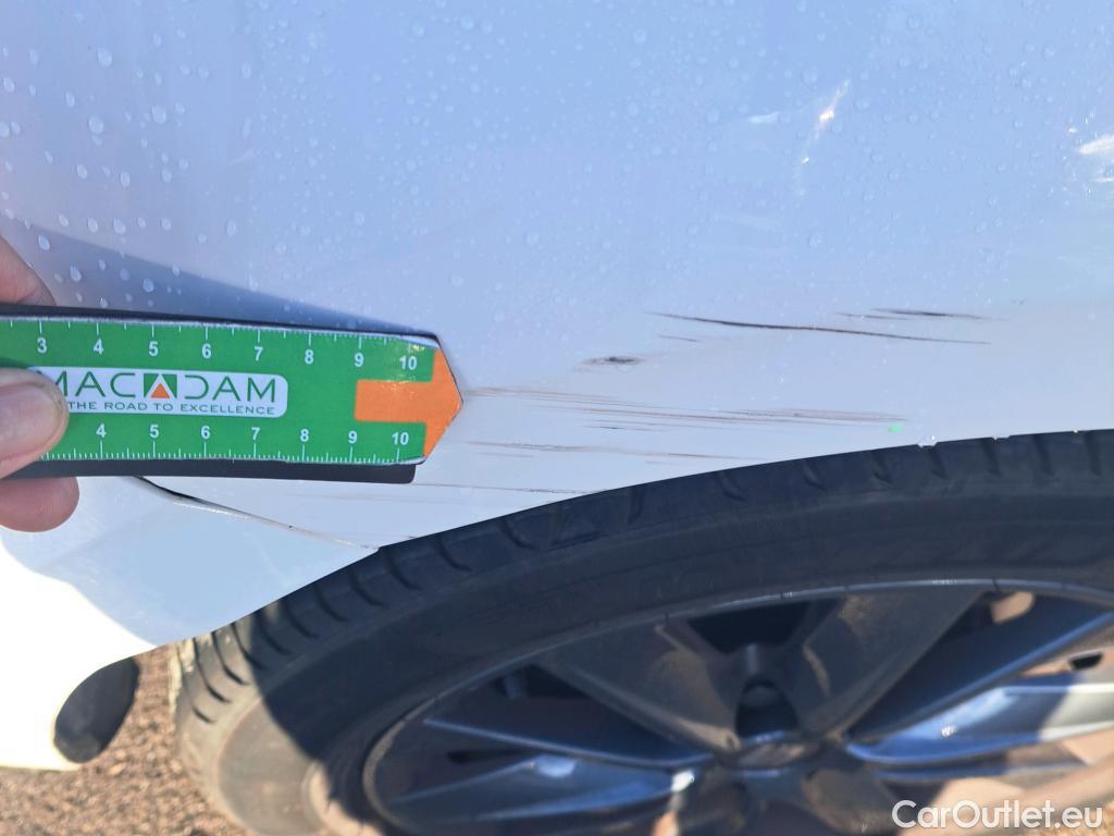  Seat  Leon SEAT León / 2016 / 5P / berlina con portón 1.5 TSI 95kW (130CV) St&Sp Style Visio Edition #6