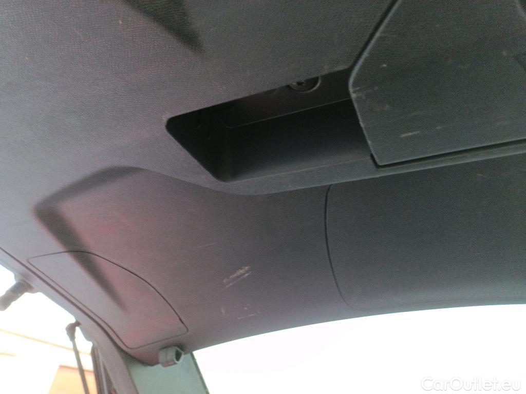  Peugeot  3008  Active Pack 1.2 PureTech 130CV MT6 E6d #5