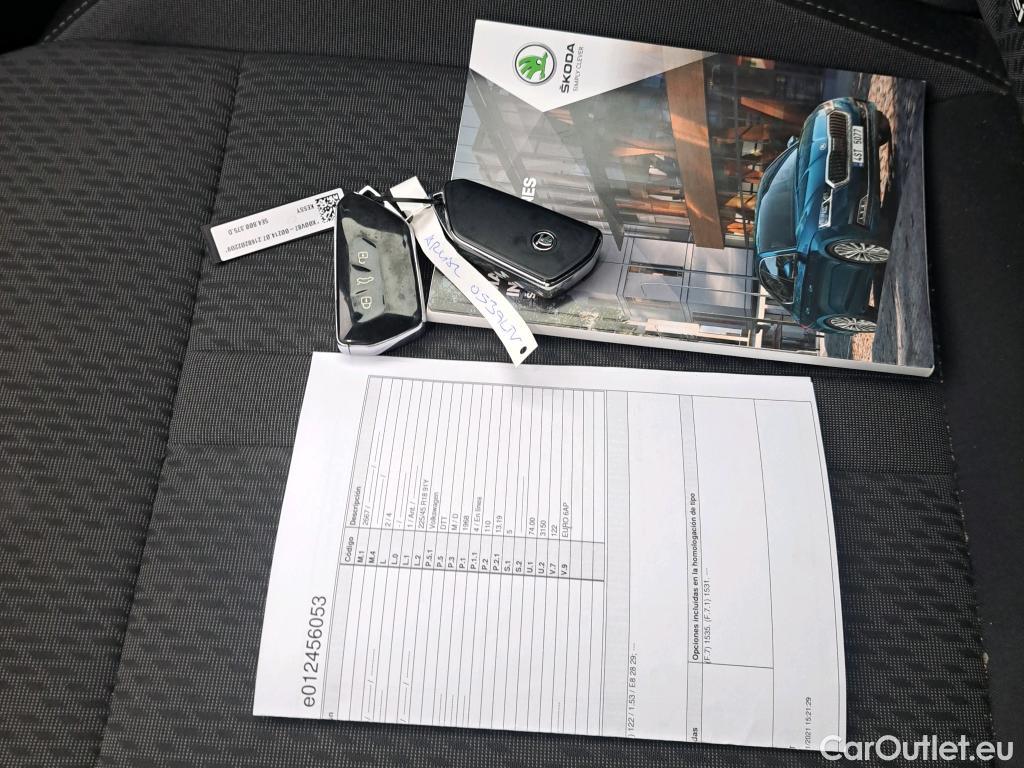  Skoda  Octavia SKODA  / 2020 / 5P / familiar Combi 2.0 TDI 110kW (150CV) DSG Style #21