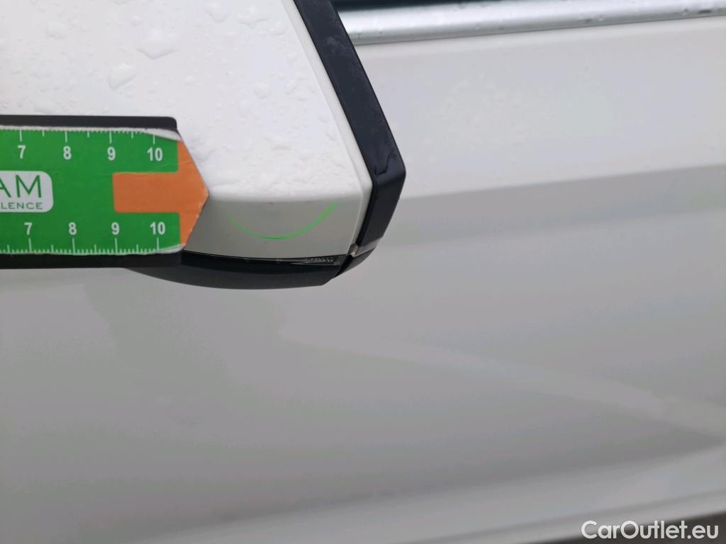  Skoda  Octavia SKODA  / 2020 / 5P / familiar Combi 2.0 TDI 110kW (150CV) DSG Style #42