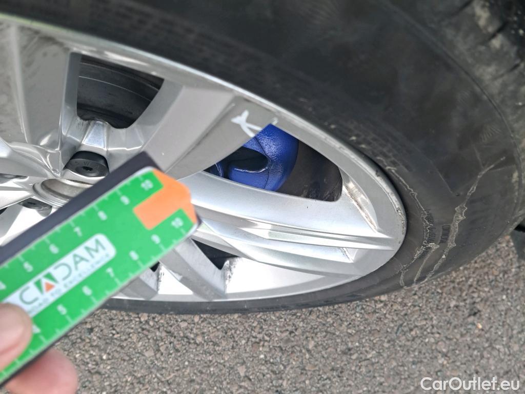  Volkswagen  Passat VOLKSWAGEN  / 2019 / 4P / sedán GTE 1.4 TSI e-Power 115kW + 85kW DSG #10