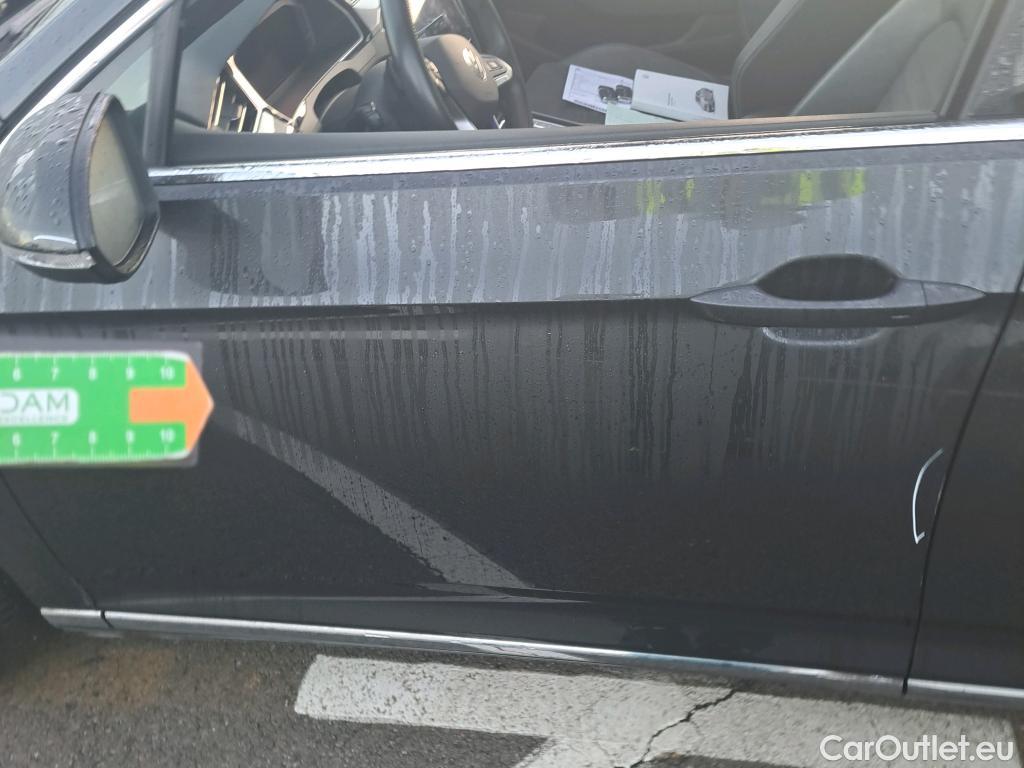  Volkswagen  Passat VOLKSWAGEN  / 2019 / 4P / sedán GTE 1.4 TSI e-Power 115kW + 85kW DSG #3