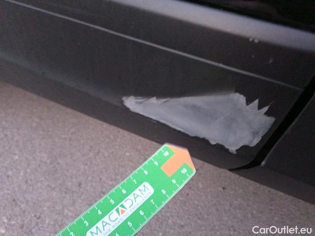  Volkswagen  T-ROC VOLKSWAGEN  / 2017 / 5P / todoterreno Advance 1.0 TSI 81kW (110CV) #34