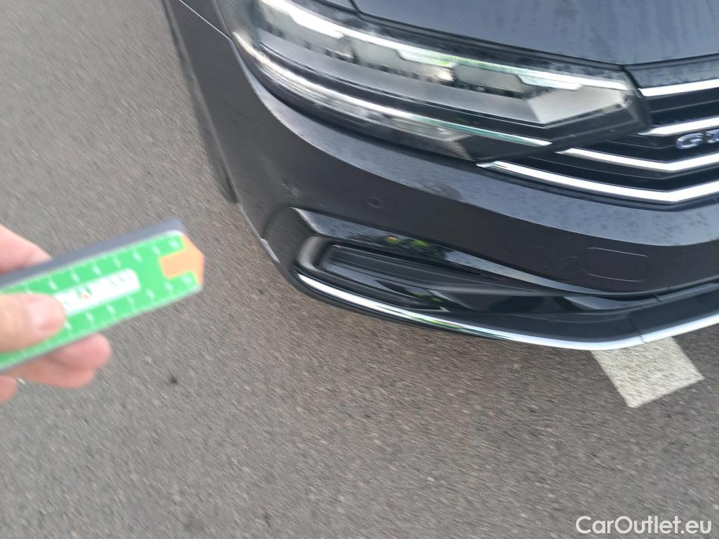  Volkswagen  Passat VOLKSWAGEN  / 2019 / 4P / sedán GTE 1.4 TSI e-Power 115kW + 85kW DSG #25