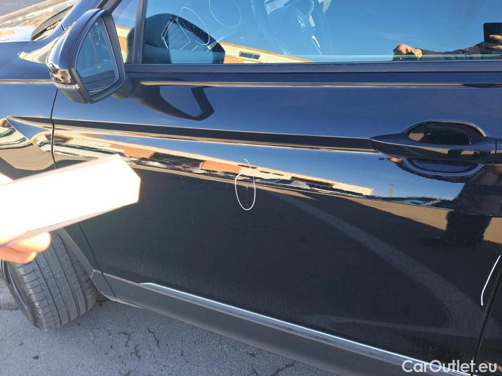  Volkswagen  Tiguan VOLKSWAGEN  / 2020 / 5P / todoterreno Life 2.0 TDI 110kW (150CV) DSG (AC2) #3