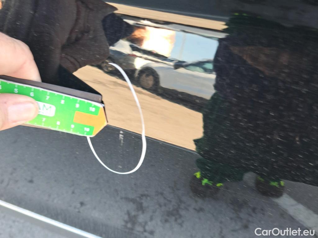  Volkswagen  Tiguan VOLKSWAGEN  / 2020 / 5P / todoterreno Life 2.0 TDI 110kW (150CV) DSG (AC2) #5