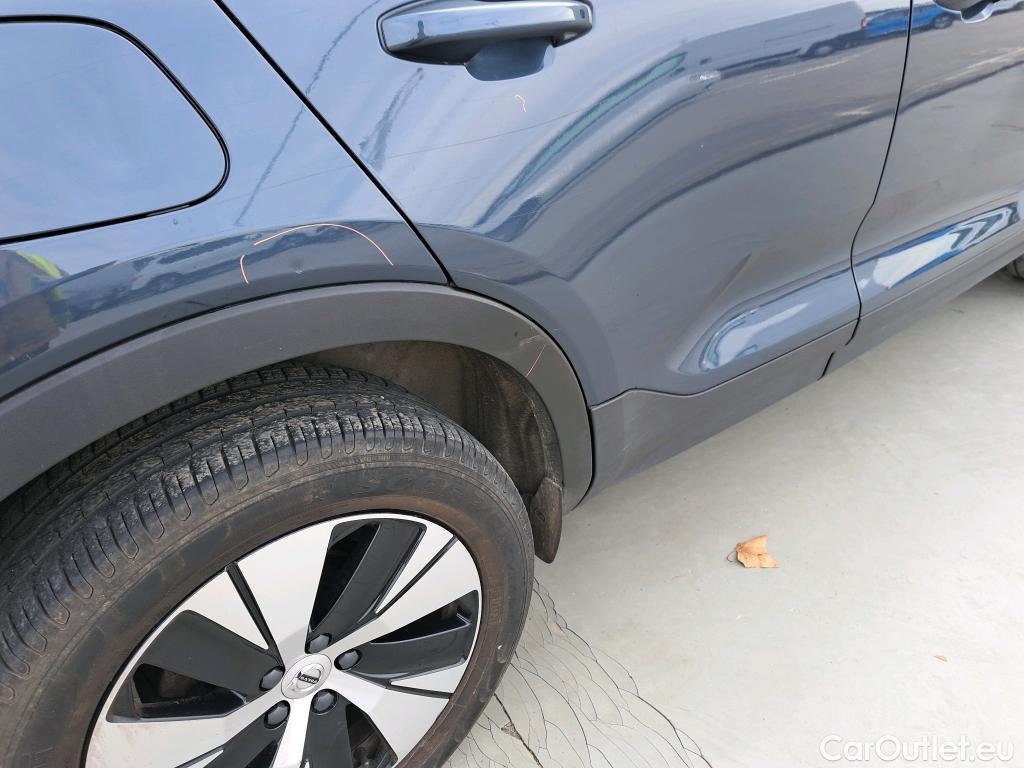  Volvo  XC 40 VOLVO XC40 / 2017 / 5P / todoterreno 1.5 T3 Momentum Pro #28