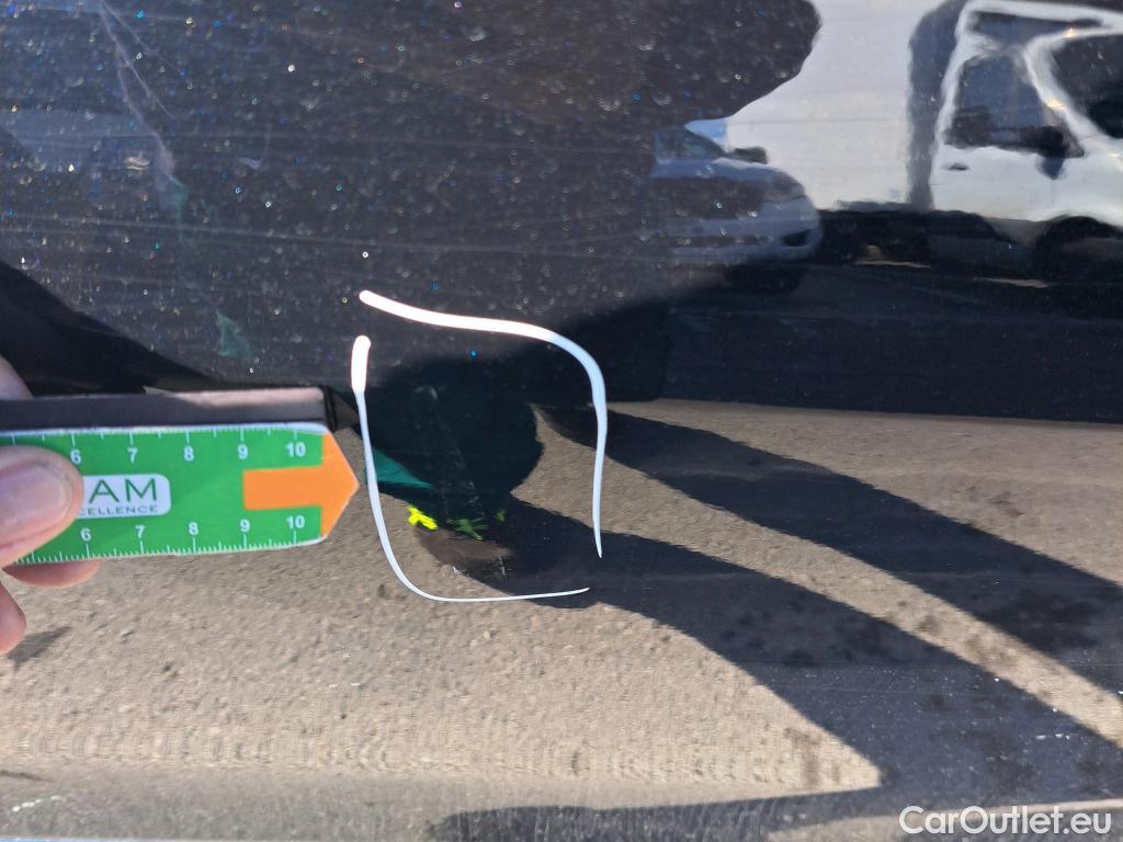  Volkswagen  Tiguan VOLKSWAGEN  / 2020 / 5P / todoterreno Life 2.0 TDI 110kW (150CV) DSG (AC2) #2