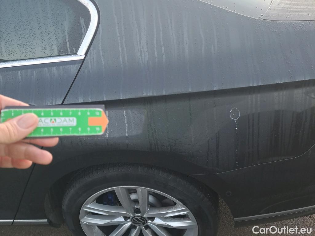  Volkswagen  Passat VOLKSWAGEN  / 2019 / 4P / sedán GTE 1.4 TSI e-Power 115kW + 85kW DSG #23