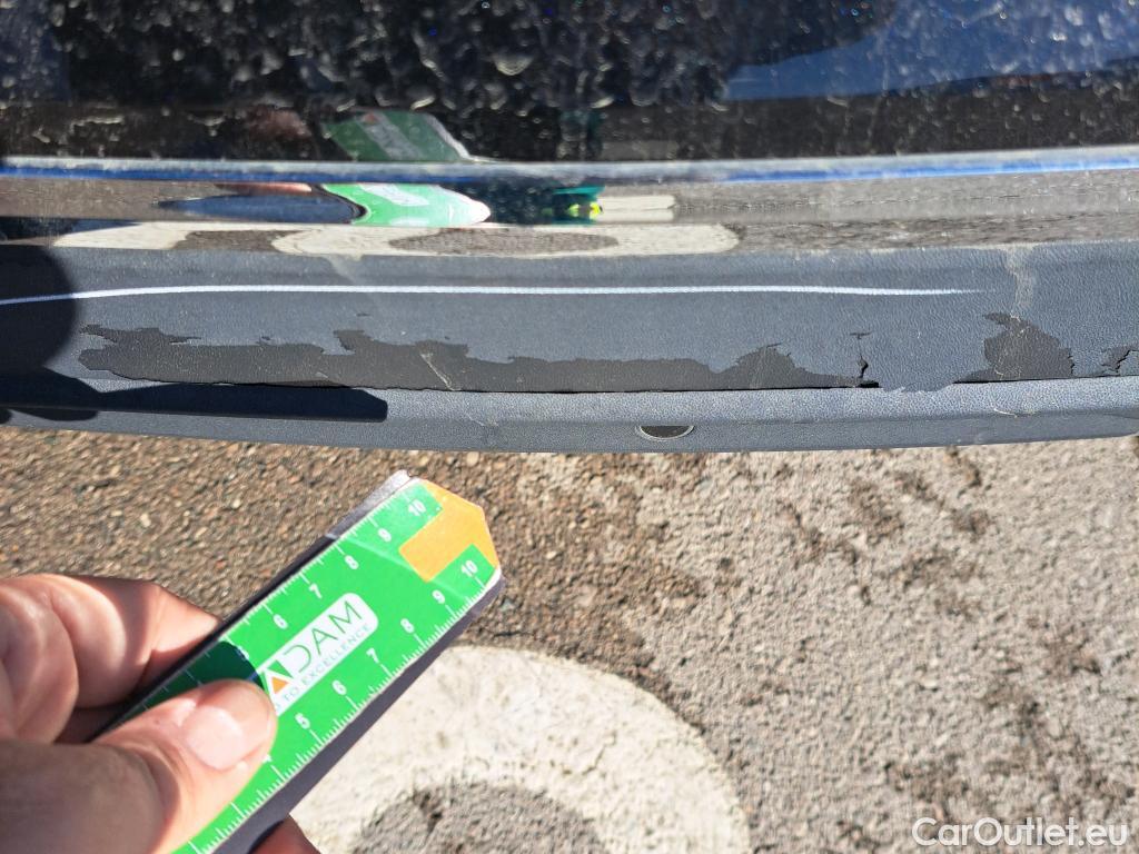  Volkswagen  Tiguan VOLKSWAGEN  / 2020 / 5P / todoterreno Life 2.0 TDI 110kW (150CV) DSG (AC2) #9