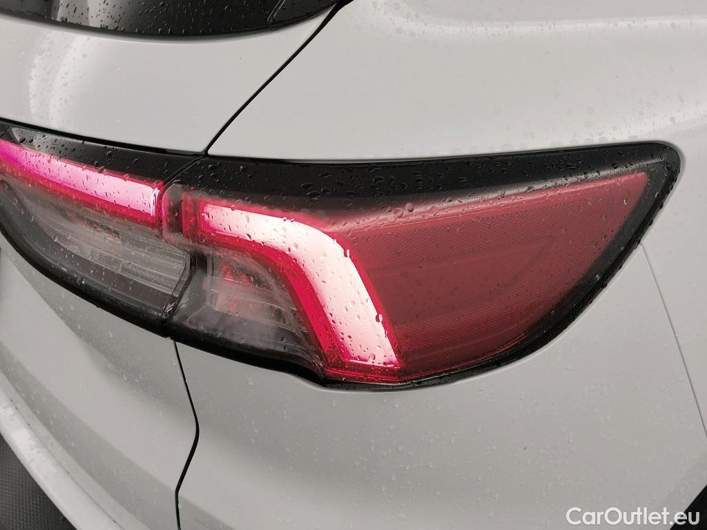  Ford  Kuga FORD  / 2019 / 5P / todoterreno Titanium 1.5T EcoBoost 88kW (120CV) #1