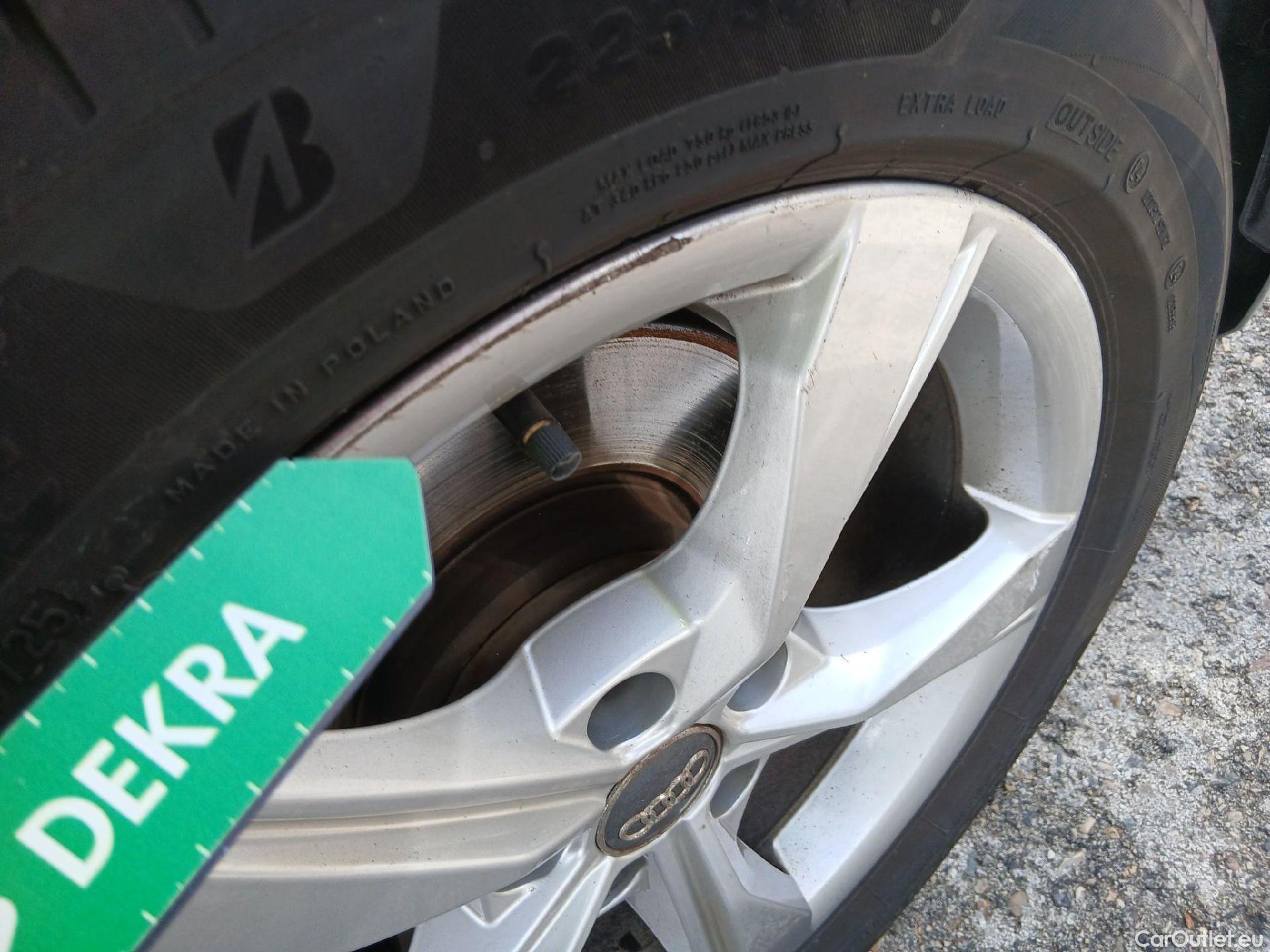  Audi  A4 AUDI  / 2019 / 4P / sedán Advanced 35 TDI 120kW (163CV) S tronic #4