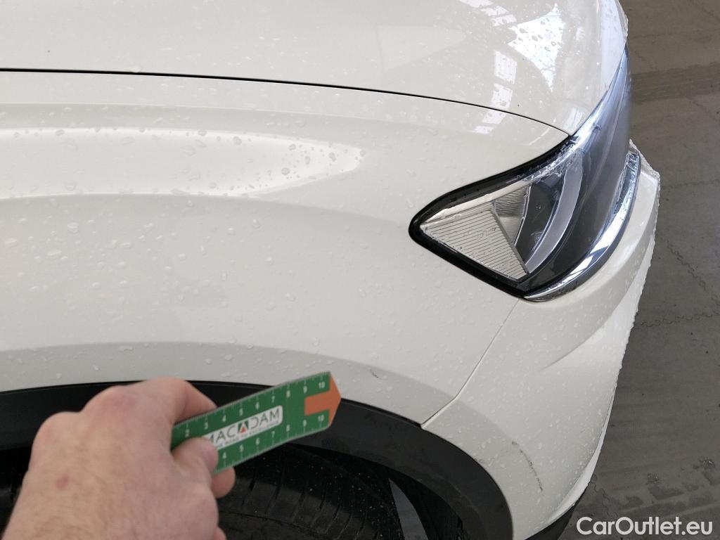  Volkswagen  T-ROC VOLKSWAGEN  / 2017 / 5P / todoterreno Advance 1.6 TDI 85kW (115CV) #24