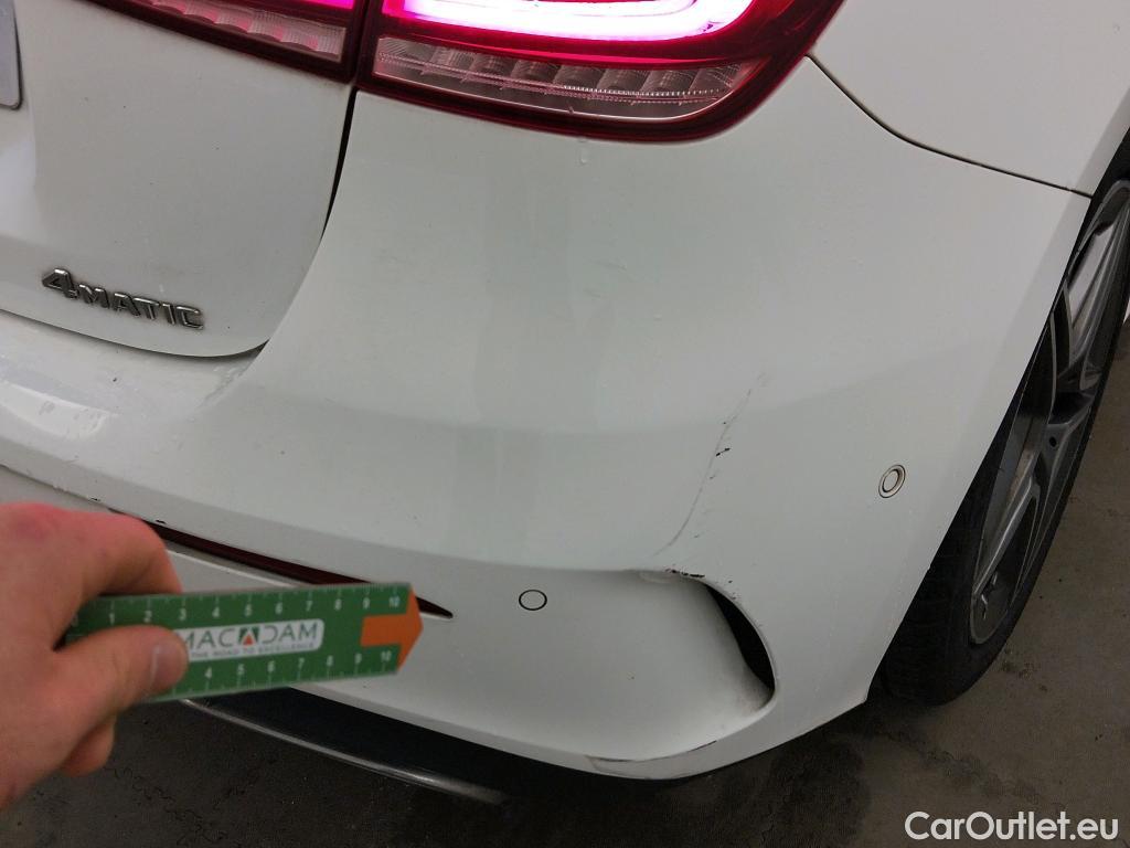  Mercedes  A-Klasse MERCEDES-BENZ Clase A / 2018 / 5P / berlina con portón A 200 d 4MATIC #14