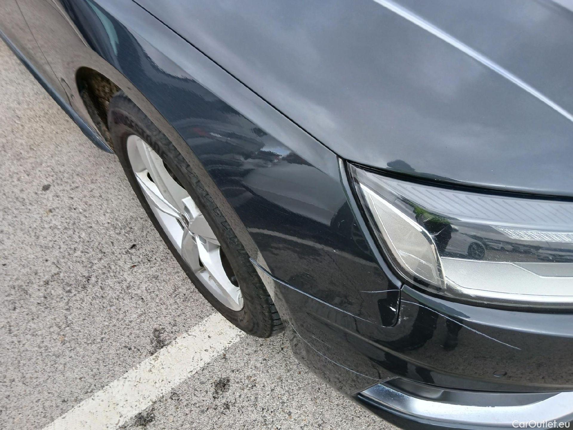  Audi  A4 AUDI  / 2019 / 5P / familiar Avant Advanced 35 TDI 120kW S tronic #26