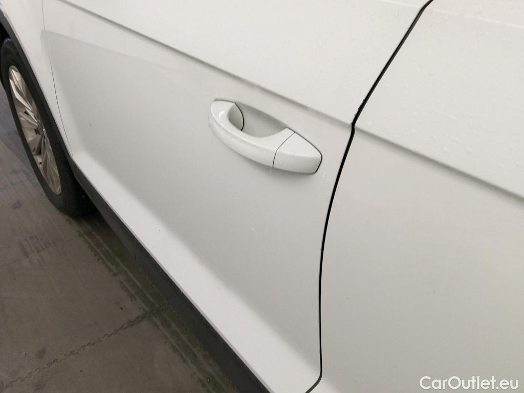  Volkswagen  T-ROC VOLKSWAGEN  / 2017 / 5P / todoterreno Advance 1.6 TDI 85kW (115CV) #19