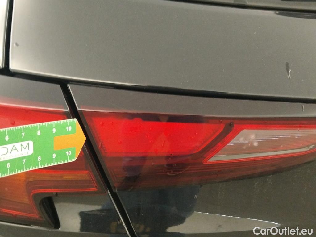  Opel  Astra OPEL  / 2015 / 5P / berlina con portón 1.6 CDTi S/S 81kW (110CV) Selective #6