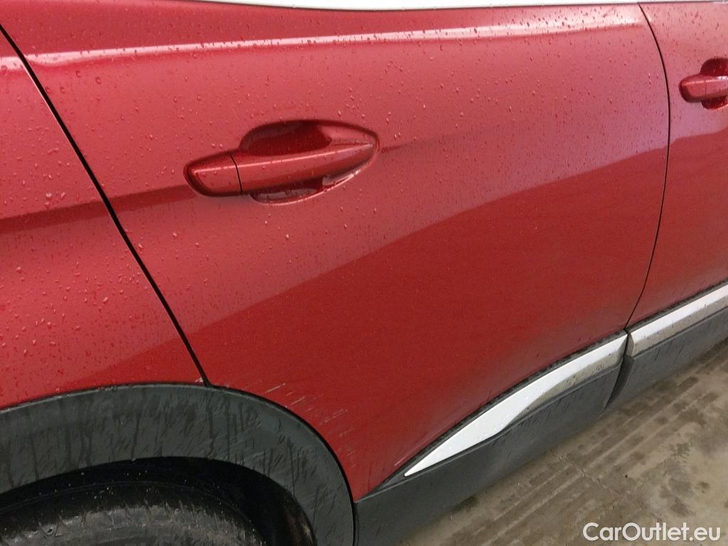  Peugeot  3008 PEUGEOT  / 2020 / 5P / todoterreno 1.5 BlueHDi 96kW S&S GT EAT8 #8