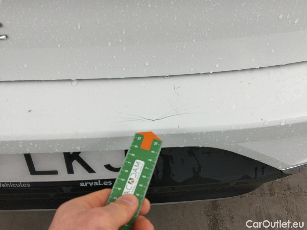  Volkswagen  T-ROC VOLKSWAGEN  / 2017 / 5P / todoterreno Advance 1.6 TDI 85kW (115CV) #10